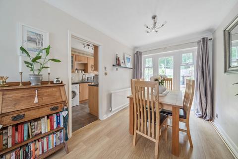 undefined, Oakfields, Guildford, GU3