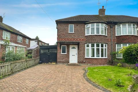 3 bedroom semi-detached house to rent, Avalon Drive, Didsbury, Manchester, M20
