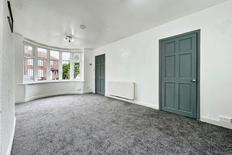 3 bedroom semi-detached house to rent, Avalon Drive, Didsbury, Manchester, M20
