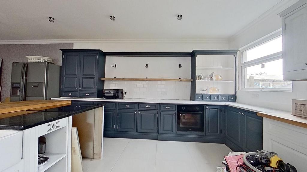 29 Coity Road, Bridgend, Mid... 5 bed semidetached house for sale £