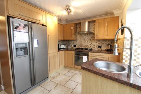 3 bedroom semi-detached house for sale, Thornham Drive, Bolton, BL1