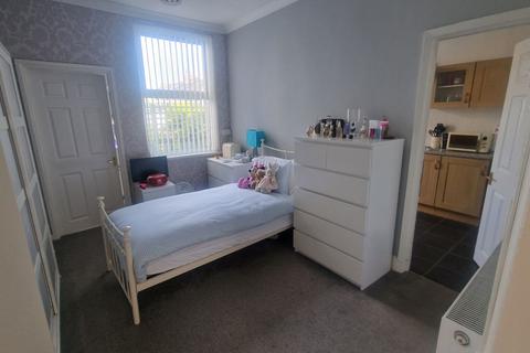 2 bedroom flat for sale, 23 & 23a Edward Street, Griffithstown, Pontypool, NP4 5HD