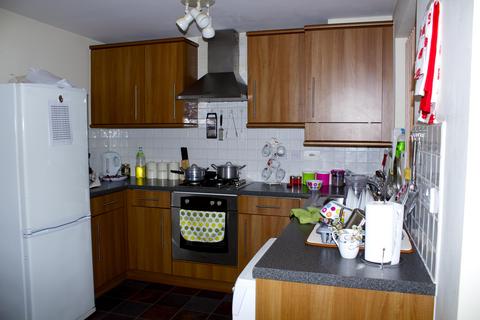 3 bedroom semi-detached house for sale, Everside Drive, Manchester M8