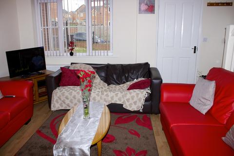 3 bedroom semi-detached house for sale, Everside Drive, Manchester M8