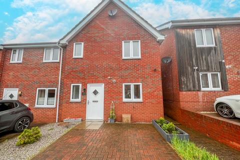 3 bedroom end of terrace house for sale, Northolme View, Gainsborough, Lincolnshire, DN21