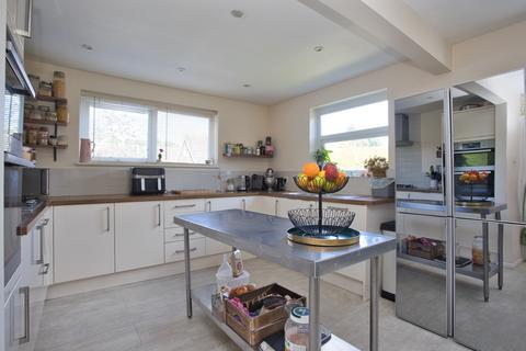 3 Beech Grove, Cliffsend, Ramsgate, CT12 5LD