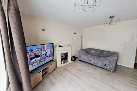 2 bedroom apartment to rent, Staff Way, Birmingham