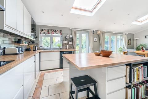 8 The Mead, West Wickham, BR4 0BB