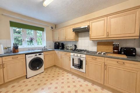 undefined, Gordon Way, Witney OX28