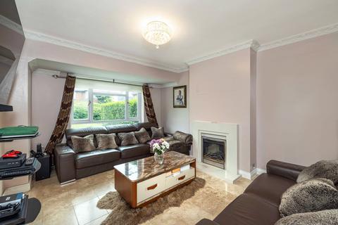 2 bedroom flat for sale, Edgeworth Close, London NW4