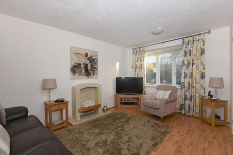3 bedroom end of terrace house to rent, Eyston Drive, Weybridge, Surrey, KT13