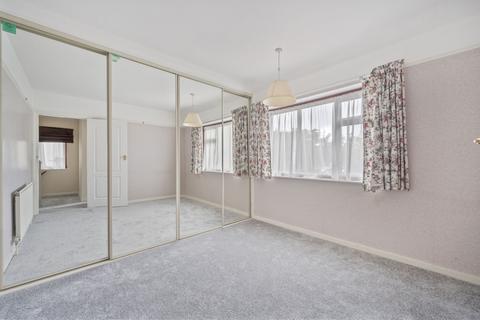 5 Markfield Road, Caterham, CR3 6RP