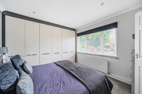 3 bedroom detached house for sale, Chestnut Grove, Woking, Surrey, GU22