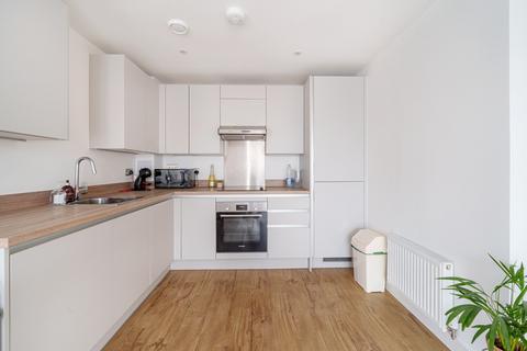 1 bedroom apartment for sale, Palmer Court, 5 Pitcher Lane, Ashford, TW15