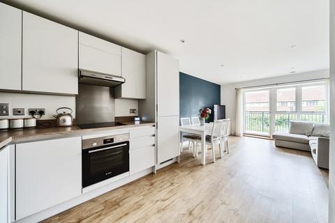 1 bedroom apartment for sale, Palmer Court, 5 Pitcher Lane, Ashford, TW15