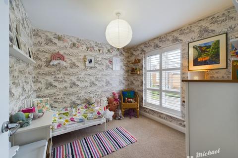 46 Fuggle Drive, Aylesbury, HP21 9AY