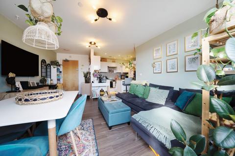 2 bedroom apartment for sale, Deepak House, 955 Garratt Lane, London, SW17