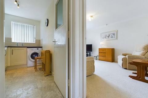 4 Bishops Mead, Mathern, Chepstow, NP16 6HR
