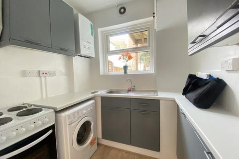 undefined, Rosslyn Crescent, Harrow HA1