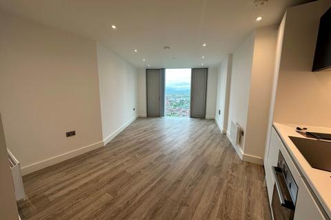 1 bedroom apartment to rent, ThreE, Manchester M15