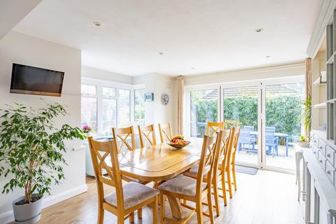 Brays Orchard Chalk Lane, Hyde Heath, Amersham, HP6 5SA