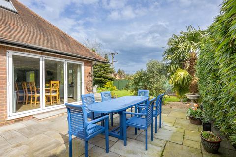 Brays Orchard Chalk Lane, Hyde Heath, Amersham, HP6 5SA