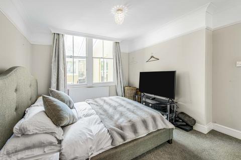 2 bedroom flat for sale, Larkhall Rise, SW4