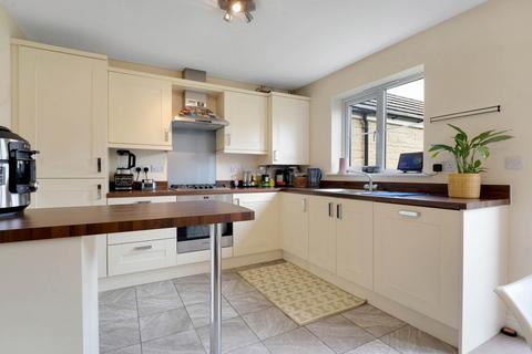 18 Blacksmiths Avenue, Barleythorpe, Oakham, LE15 7TD