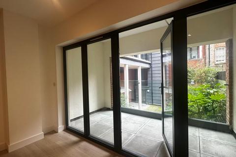 Flat M01, 1 Polytechnic Street, London, SE18 6PB