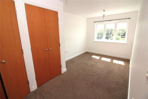 2 bedroom flat to rent, Clifton Marine Parade, Gravesend DA11