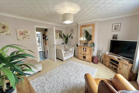 3 bedroom end of terrace house for sale, Peterborough PE1