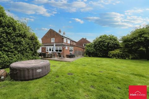 3 bedroom semi-detached house for sale, Greenside Drive, Irlam, M44