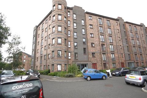 3 bedroom flat to rent, Hermand Street, Slateford, Edinburgh, EH11