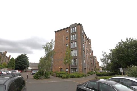 3 bedroom flat to rent, Hermand Street, Slateford, Edinburgh, EH11