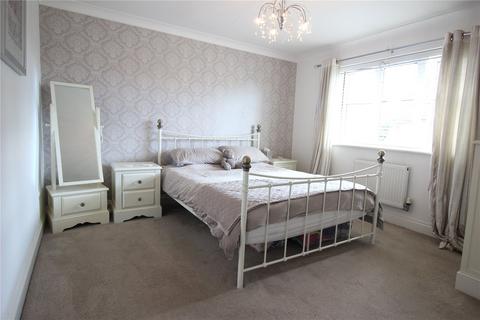 4 bedroom detached house for sale, Corsair Close, Lee-On-The-Solent, Hampshire, PO13