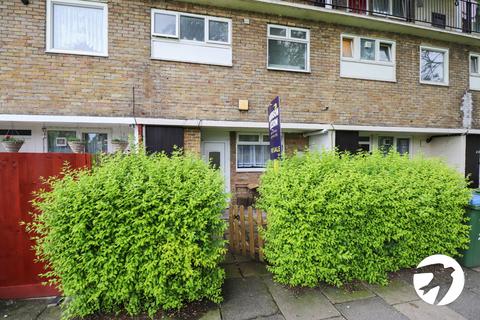 3 bedroom maisonette for sale, Godstow Road, London, SE2