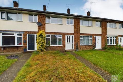 3 bedroom terraced house for sale, Pinewood Crescent, Farnborough, Hampshire, GU14