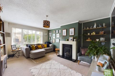 3 bedroom terraced house for sale, Pinewood Crescent, Farnborough, Hampshire, GU14