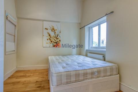 1 bedroom flat to rent, Earlham Street, London WC2H
