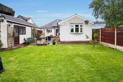4 bedroom detached bungalow for sale, North Wingfield S42