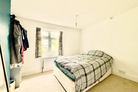 6 Princes Road, Hextable, Swanley, BR8 7RU