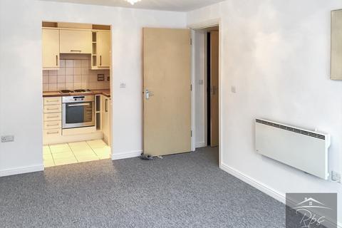 2 bedroom flat to rent, Feltham TW14