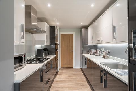 69 Broomhall Road, Edinburgh, EH12 7PP