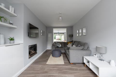 69 Broomhall Road, Edinburgh, EH12 7PP