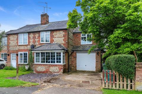 3 bedroom semi-detached house for sale, Orchard Way, Holmer Green, HP15