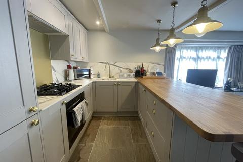 2 bedroom end of terrace house for sale, Shutta, Cornwall PL13
