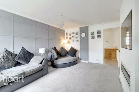 3 bedroom townhouse for sale, Lych Gate Walk, Hayes