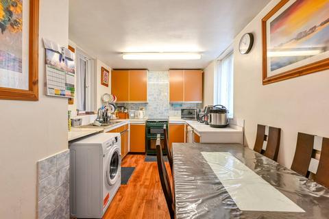 3 bedroom flat for sale, Tolmers Square, Euston, London, NW1
