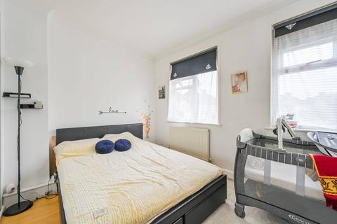 2 bedroom terraced house for sale, Hesperus Crescent, E14, Canary Wharf, London, E14