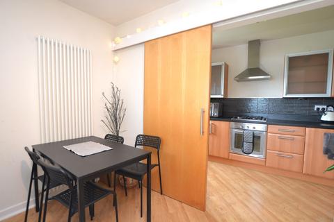 2 bedroom flat to rent, Drybrough Crescent, Edinburgh, EH16